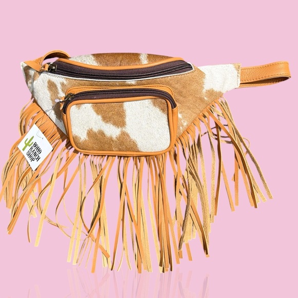 Key West Handbags - Nu Shuz Key West White Tan Fringed Cowhide Cow Print Crossbody Belt Bag